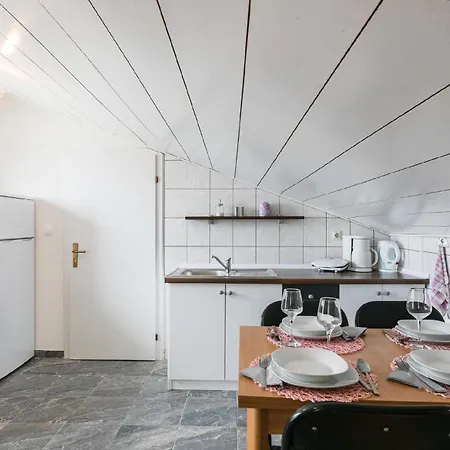 Ferienwohnung Fuer 4 Personen Ca 40 Qm In Crikvenica, Kvarner Bucht Und Umgebung - B48590 Apartment